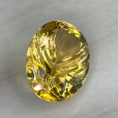 Citrin – Leuchtendes Gold 26,90 Karat